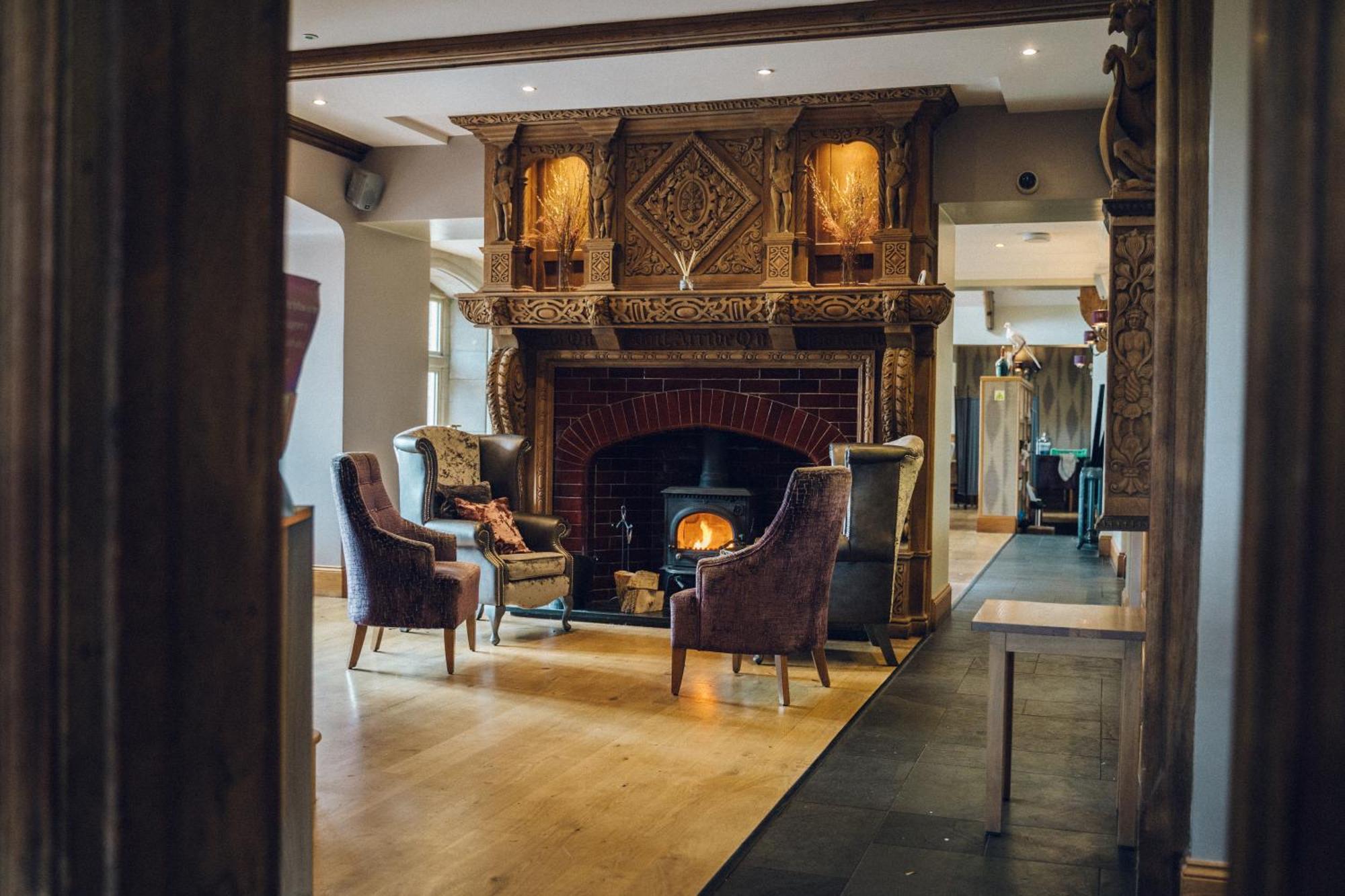 The Manor Boutique Hotel Restaurant And Bar Конві Екстер'єр фото