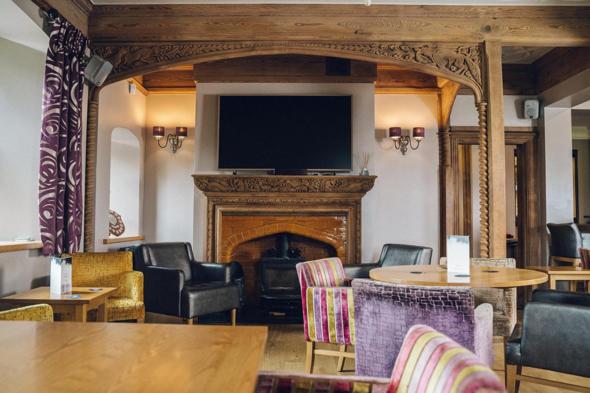 The Manor Boutique Hotel Restaurant And Bar Конві Екстер'єр фото